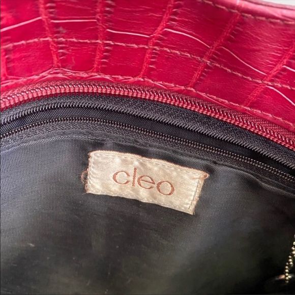 CLEO | Red Faux Snakeskin Purse - Picture 9 of 9